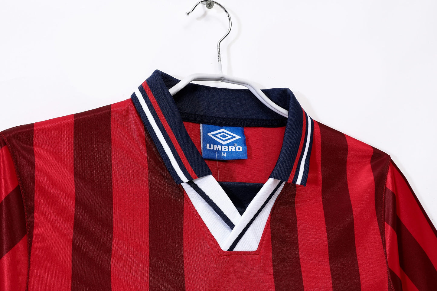England 1998 Away Retro Football Shirt