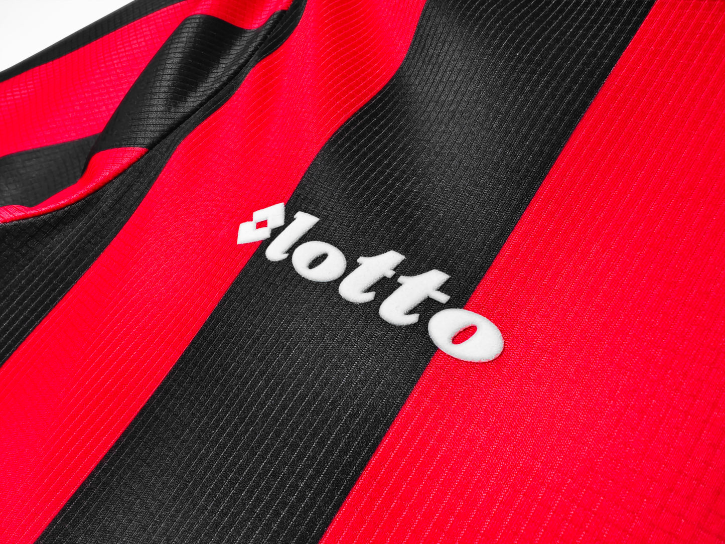 AC Milan 1997-1998 Home Jersey