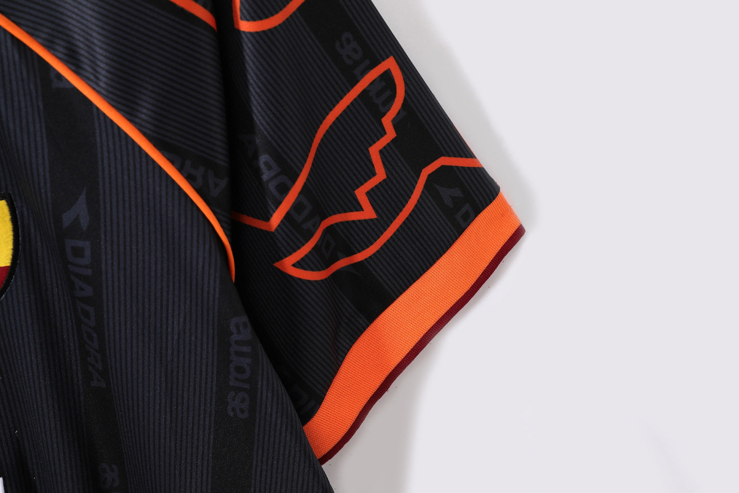 Camiseta de fútbol retro de visitante de la Roma 1999-2000
