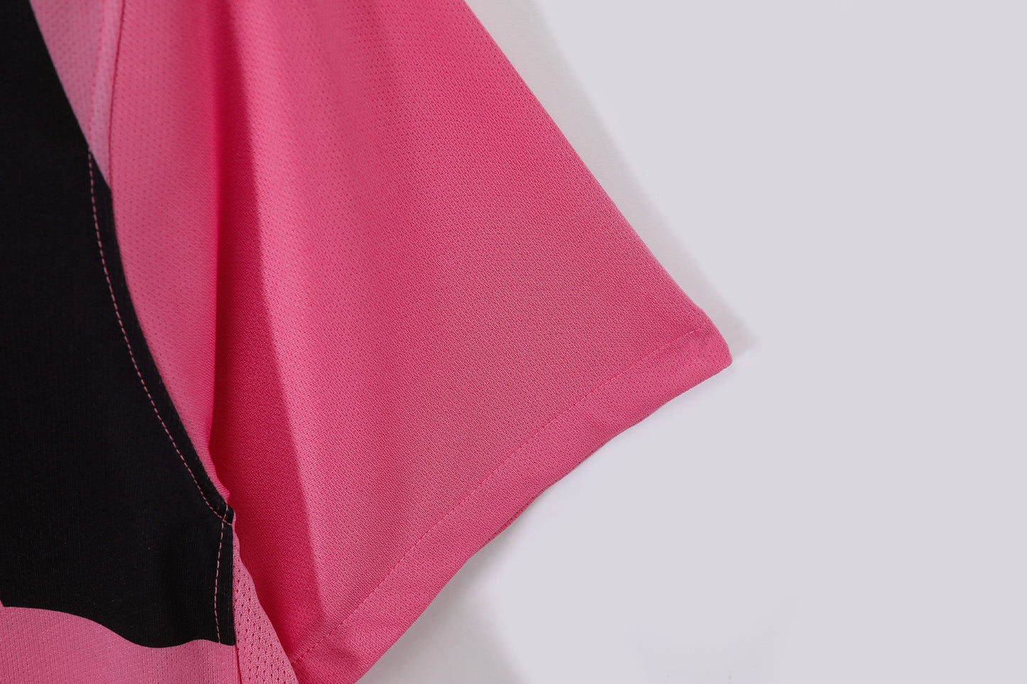 Camiseta Rosa de Visitante de la Juventus 2011-2012