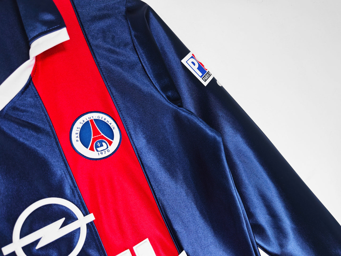 Paris Saint-Germain 2001-2002 Home Long Sleeve Jersey