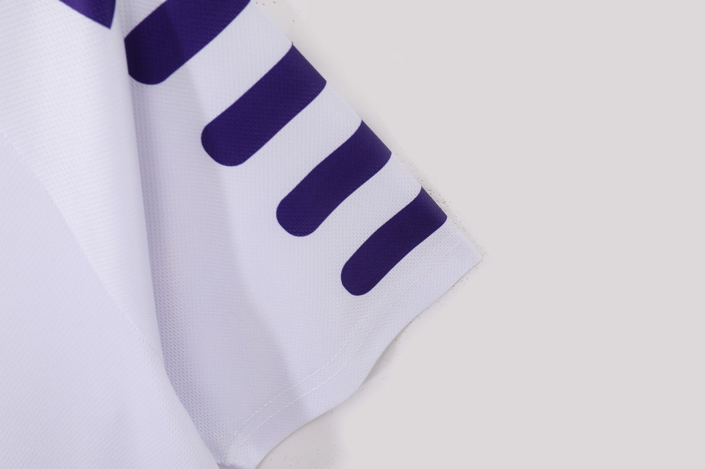 Fiorentina 1998-1999 Away Retro Football Shirt