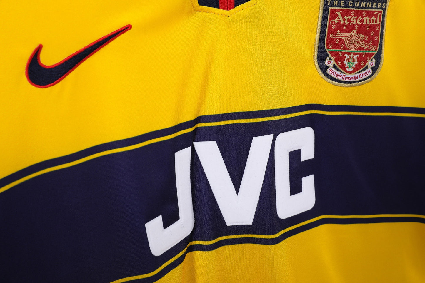 Maillot de football rétro extérieur Arsenal 1997-1999