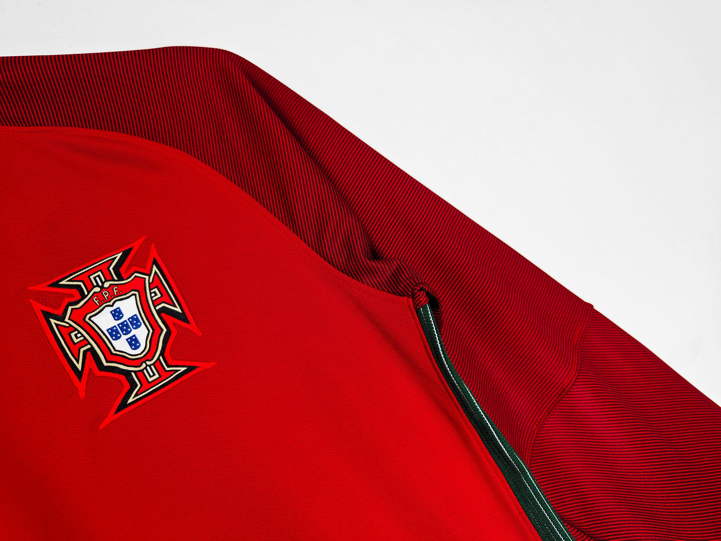 Camiseta de manga larga de Portugal 2016 para el hogar