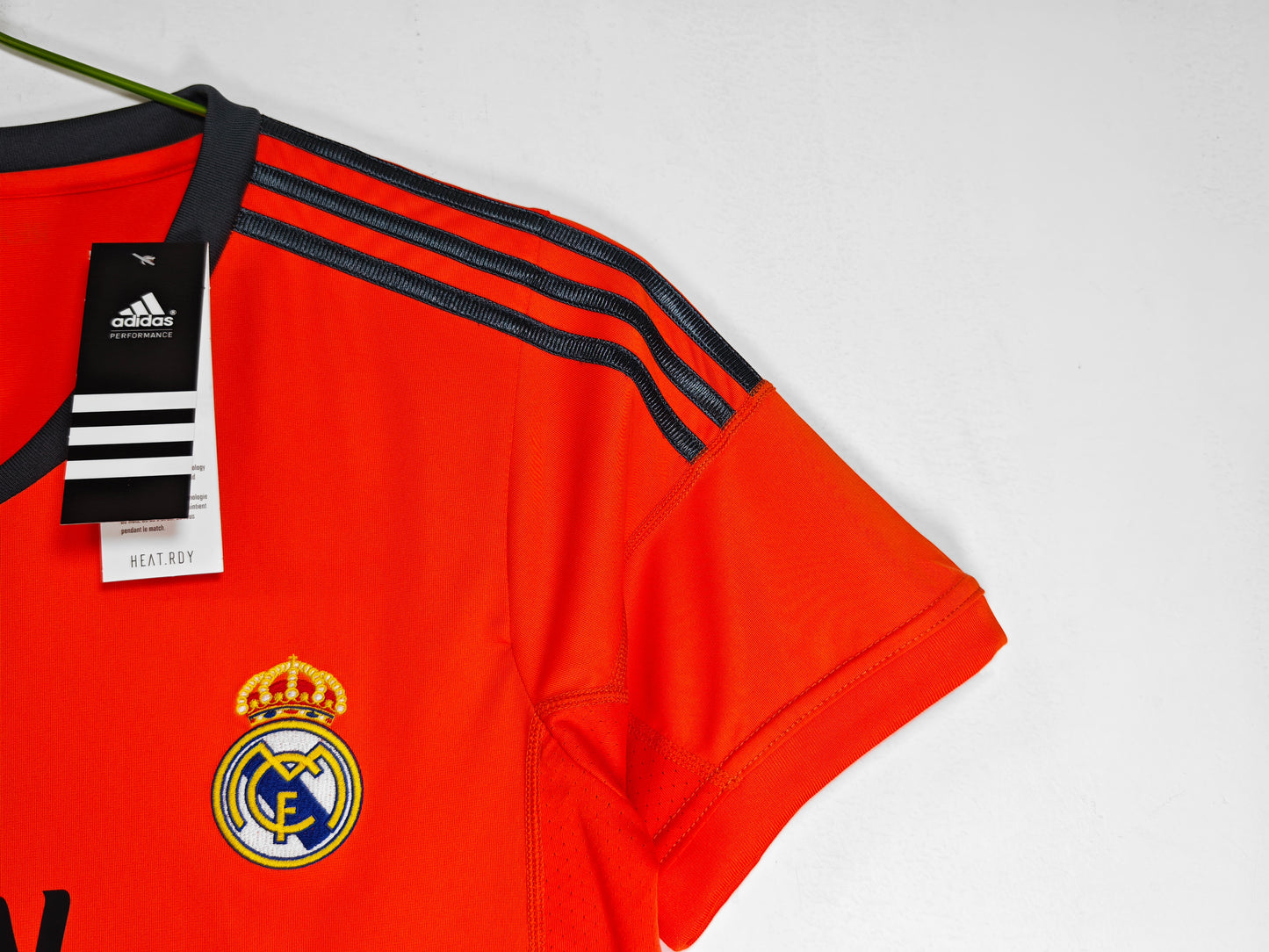 Camiseta Naranja de Visitante del Real Madrid 2013-2014