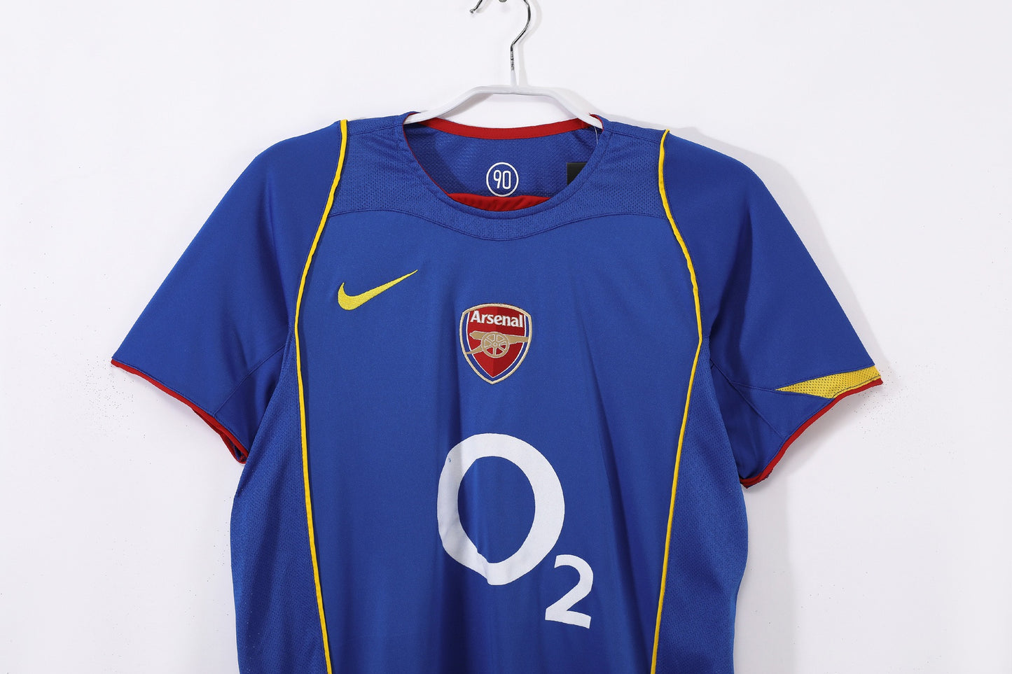 Maillot de football rétro Arsenal extérieur 2004-2005