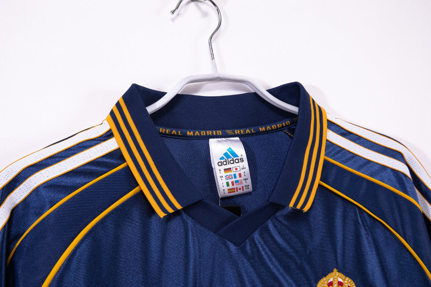 Camiseta de fútbol retro azul de la segunda equipación del Real Madrid 1998-2000