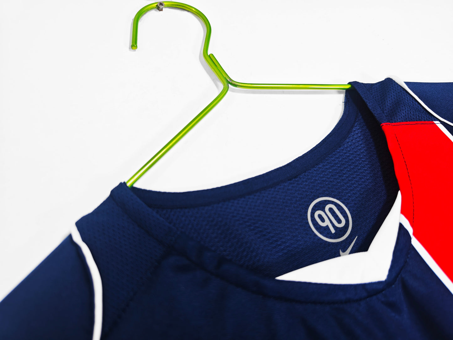 Paris Saint-Germain 2004-2005 Home Jersey