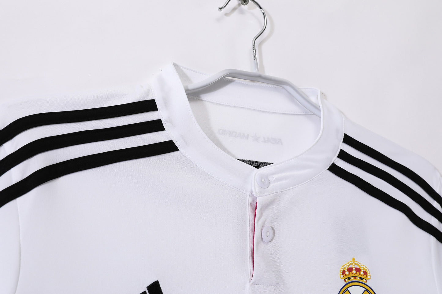 Camiseta retro de fútbol local del Real Madrid 2014-2015