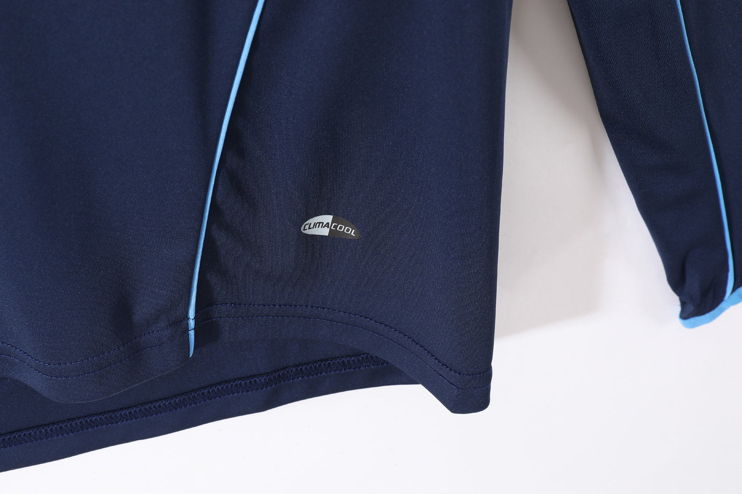 Maillot extérieur bleu à manches longues du Real Madrid 2005-2006