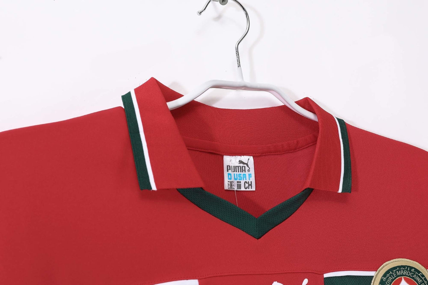 Camiseta de fútbol retro roja de Marruecos 1998