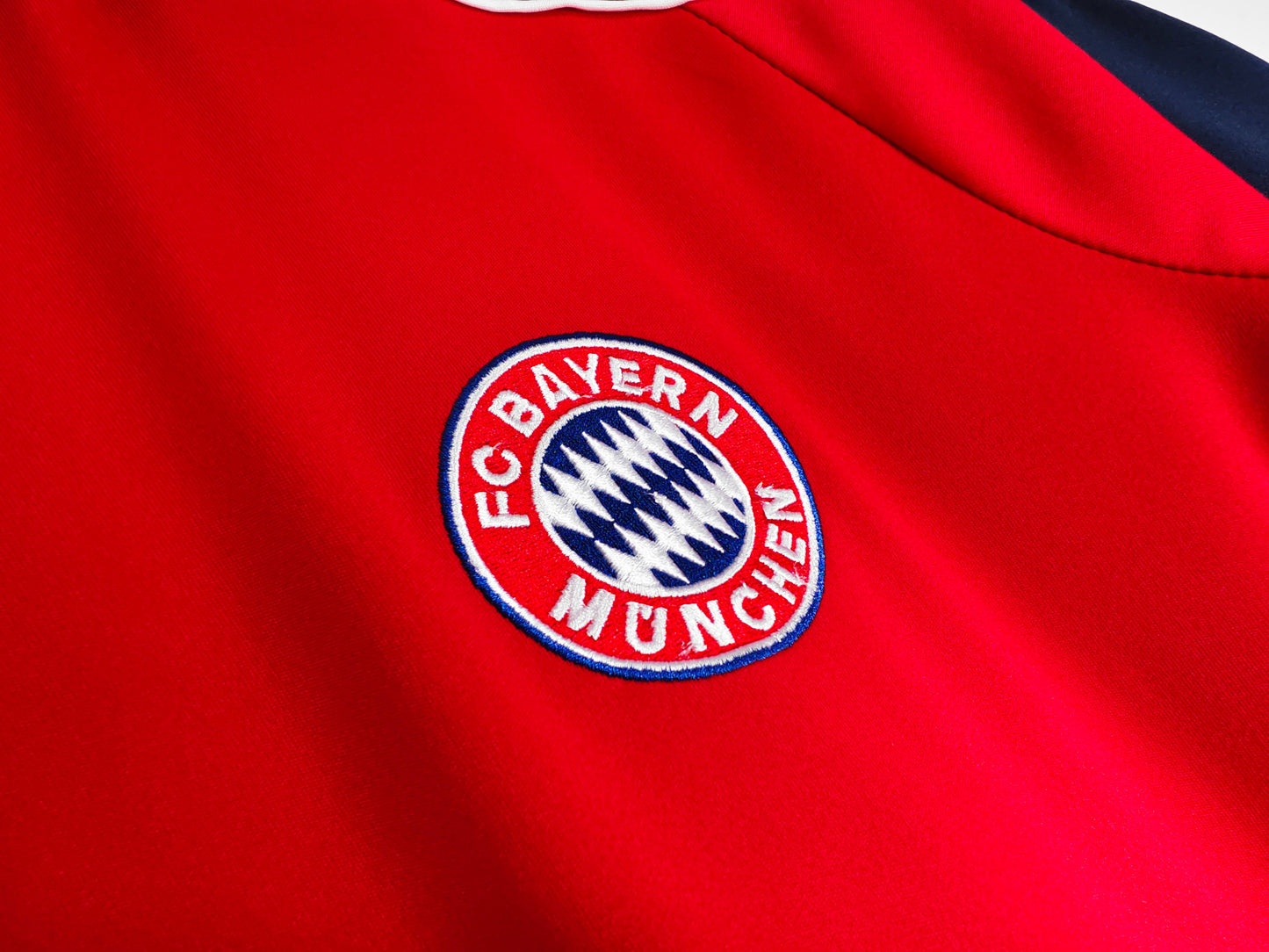 Bayern Munich 2000-2001 Home Jersey