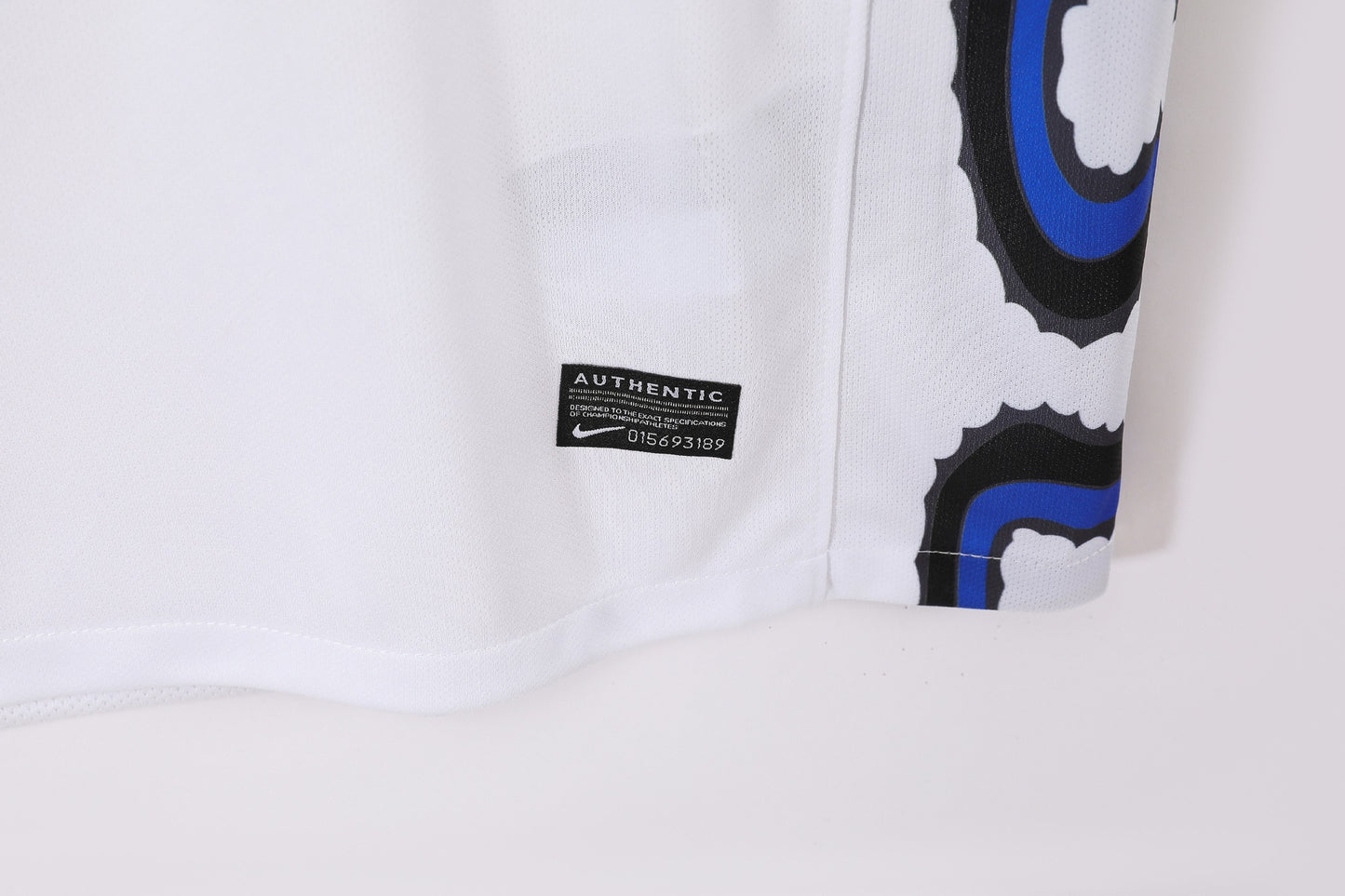 Camiseta blanca de visitante del Inter de Milán 2010-2011