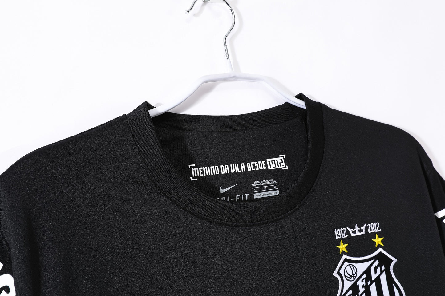 Camiseta de fútbol retro negra de visitante del Santos 2012-2013