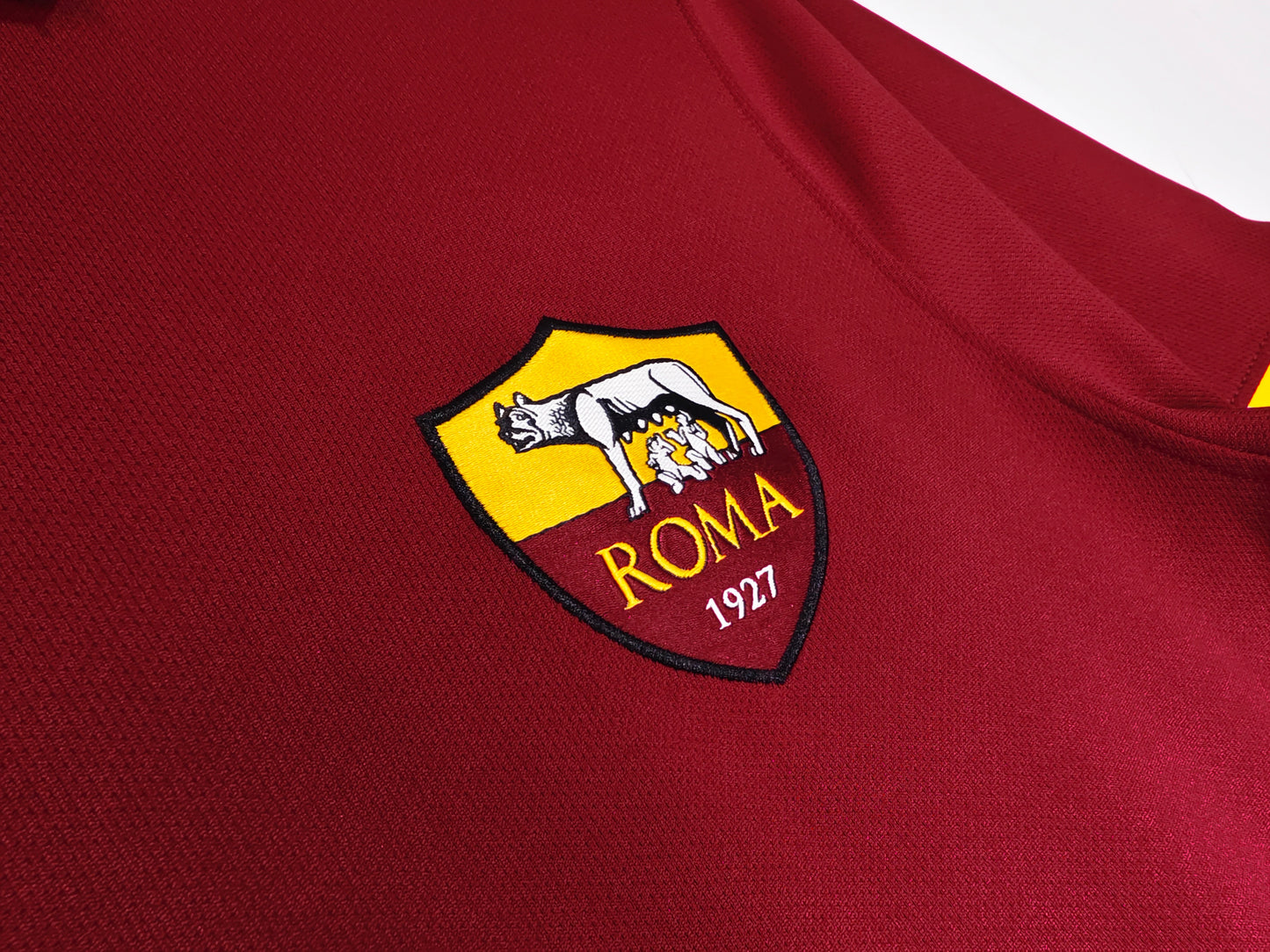 Camiseta de local de la Roma 2014-2015