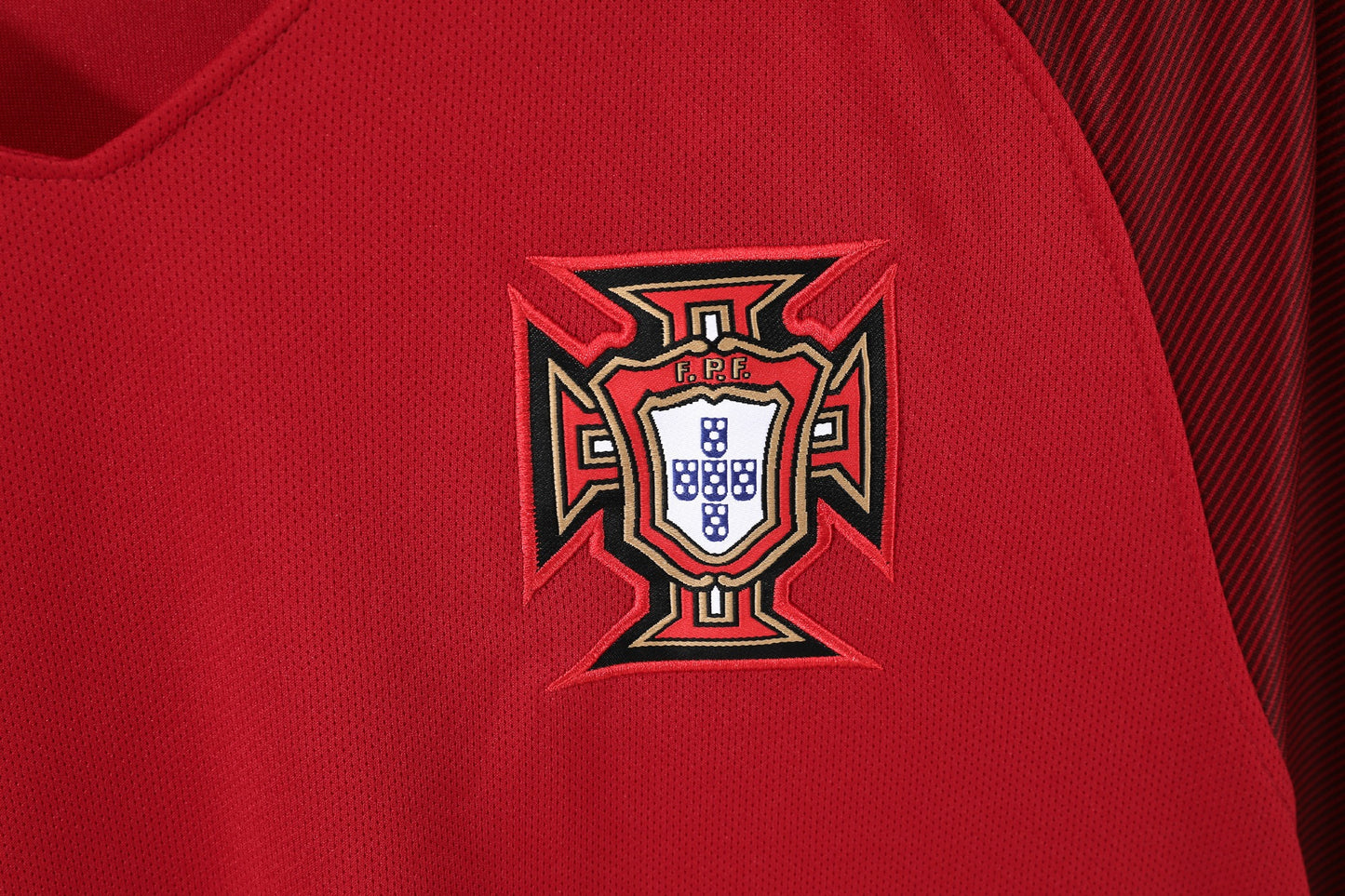 Camiseta de local de Portugal 2016