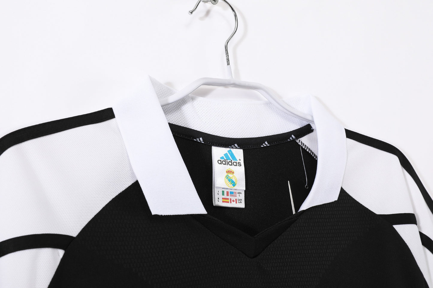 Maillot de foot rétro extérieur Real Madrid 2001-2002