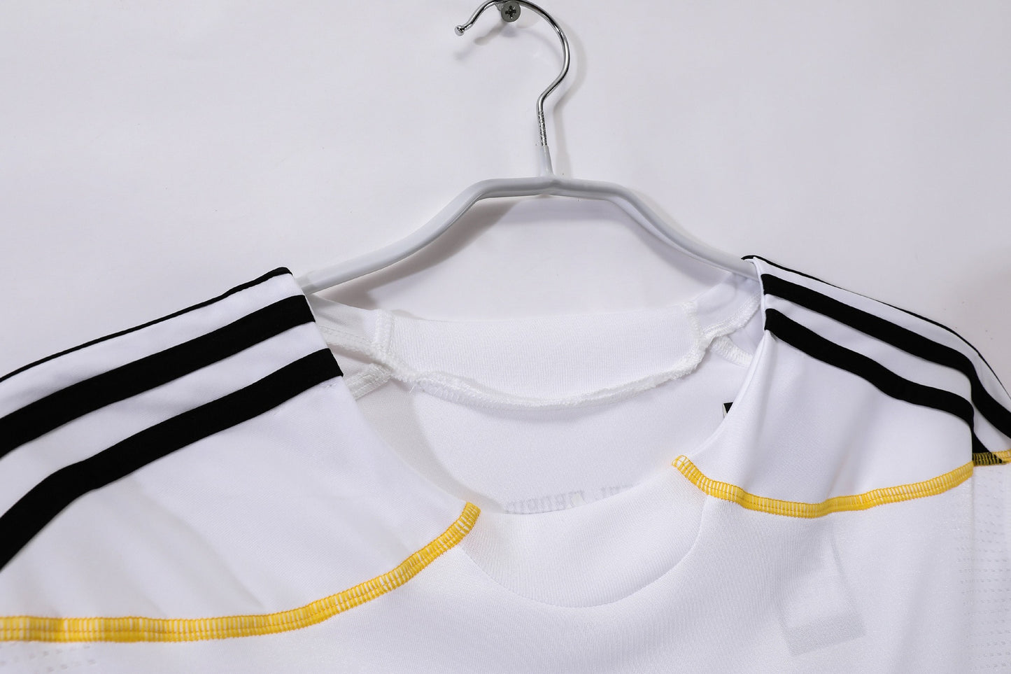 Maillot de Foot Rétro Domicile Real Madrid 2009-2010