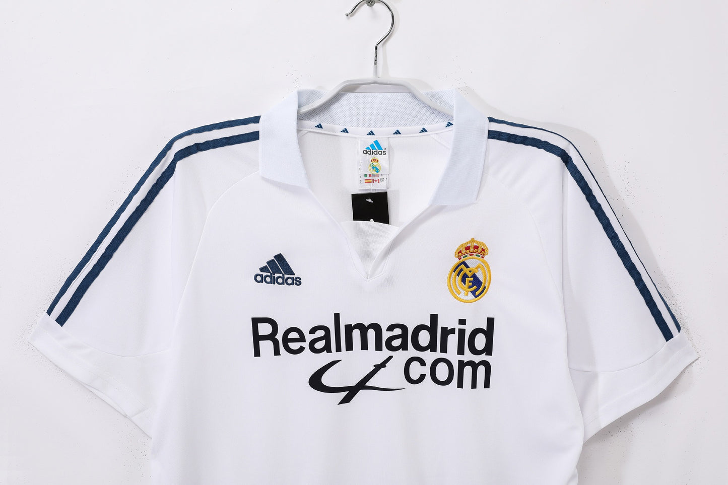 Real Madrid 2001-2002 Home Retro Football Shirt