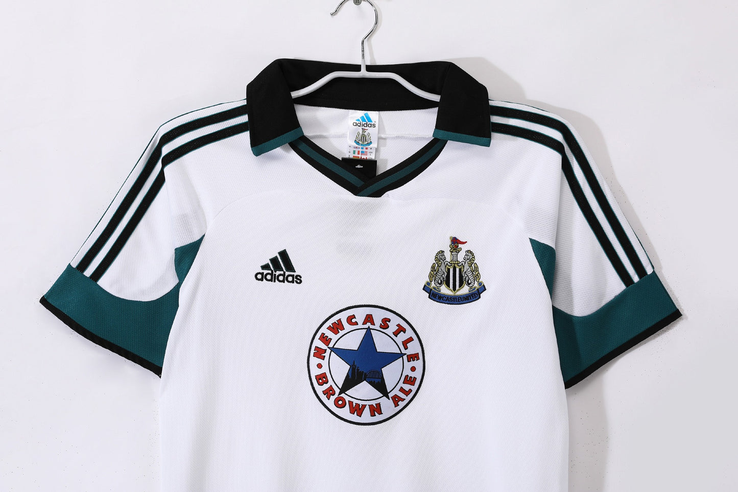 Maillot de football rétro extérieur Newcastle United 1999-2000