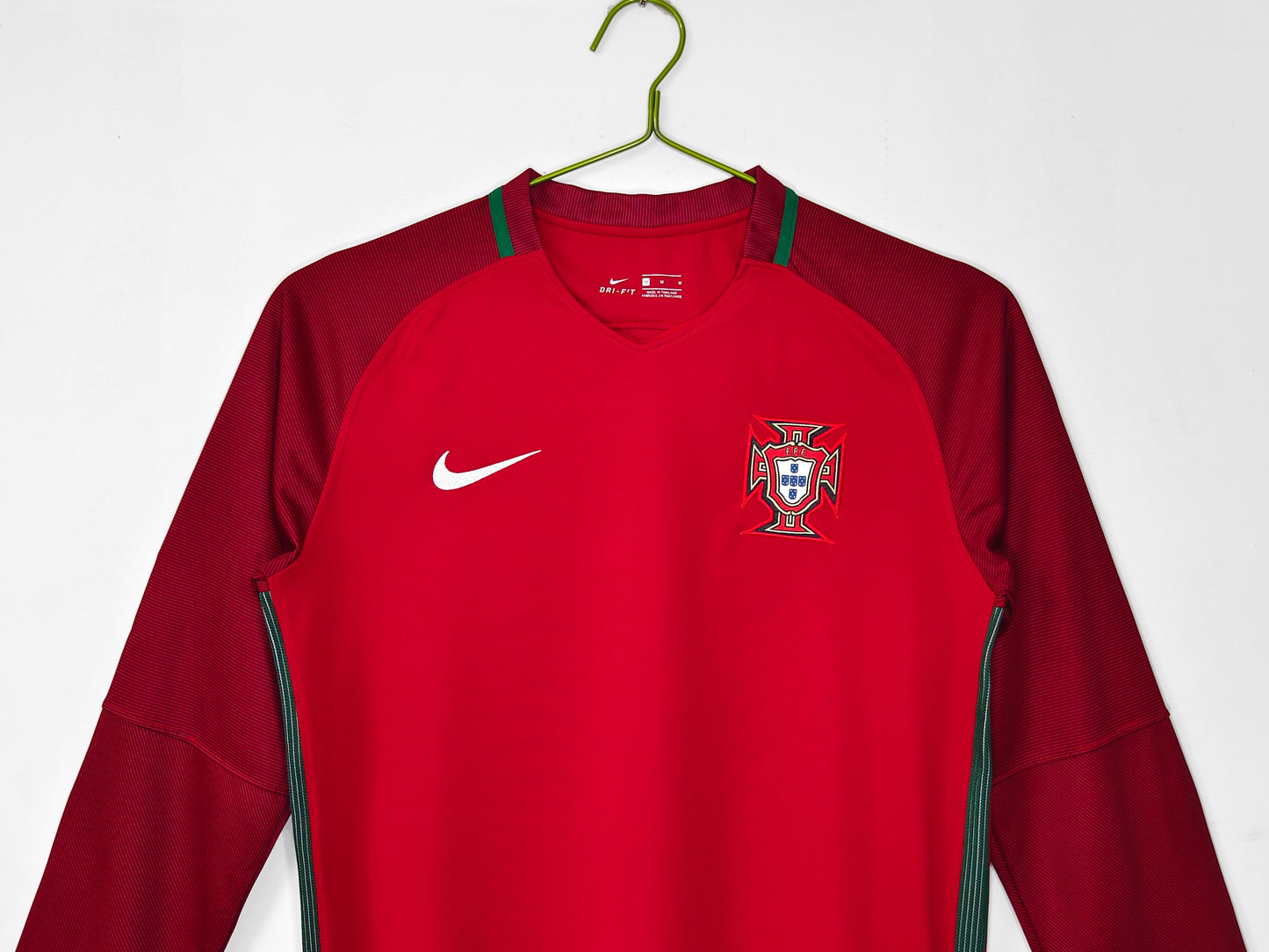 Camiseta de manga larga de Portugal 2016 para el hogar