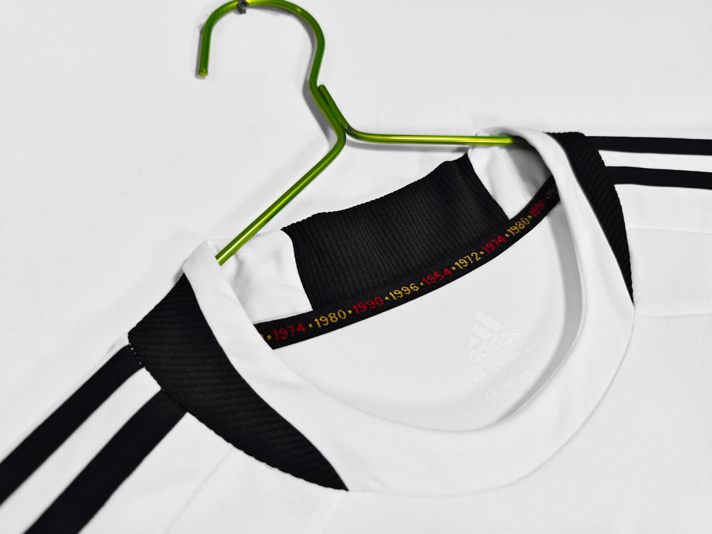 Camiseta local Alemania 2008