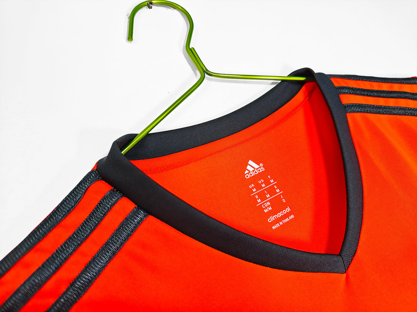 Camiseta Naranja de Visitante del Real Madrid 2013-2014