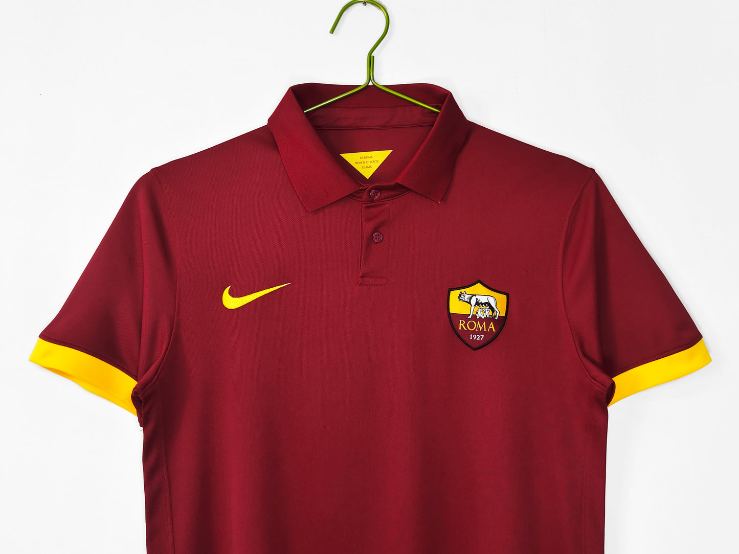 Camiseta de local de la Roma 2014-2015