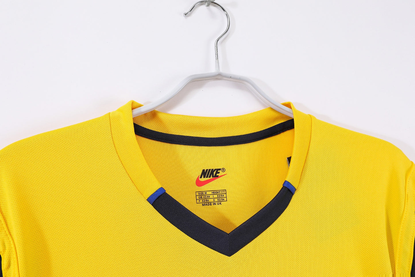 Maillot jaune extérieur Arsenal 2000-2001