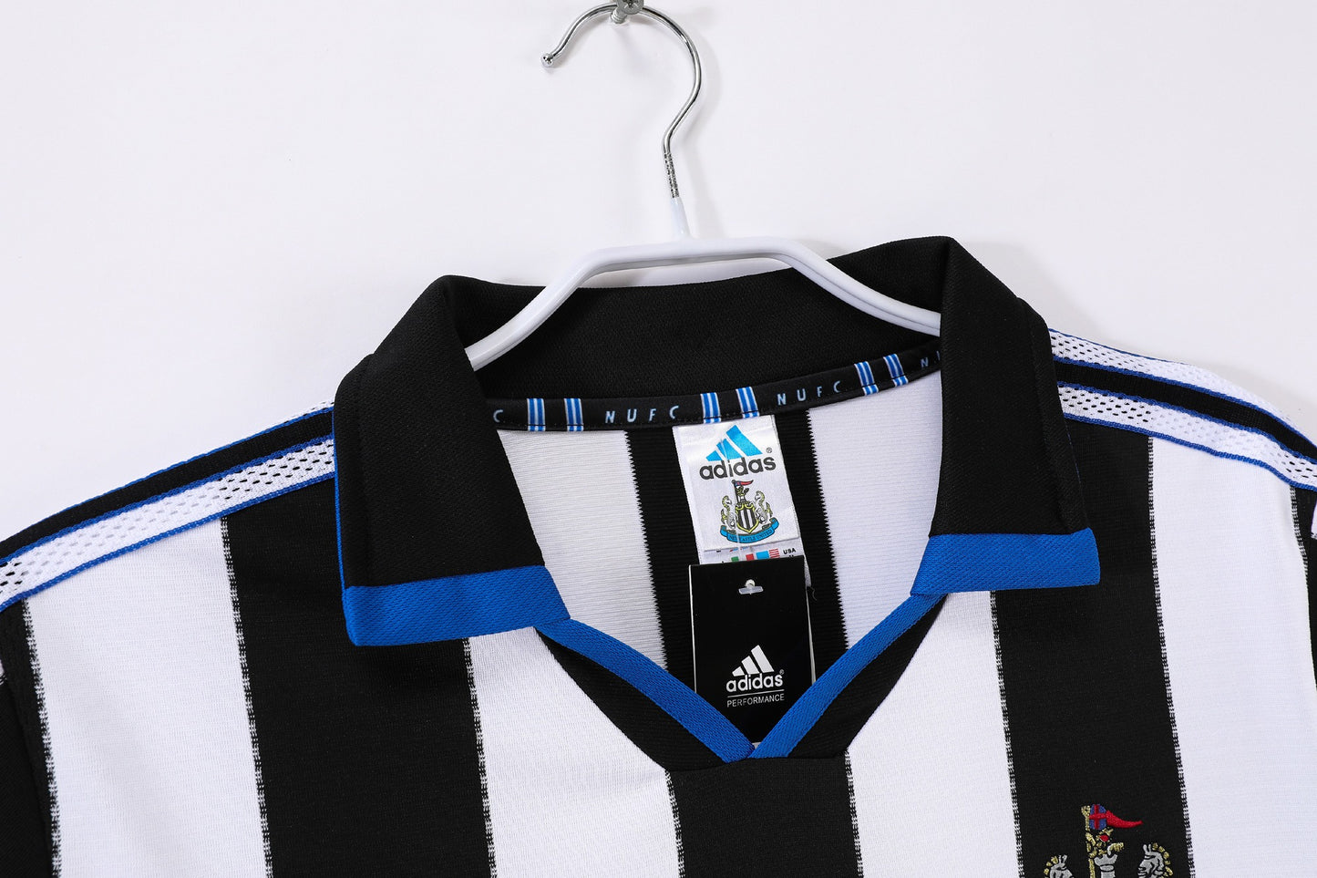 Maillot domicile Newcastle United 2000-2001