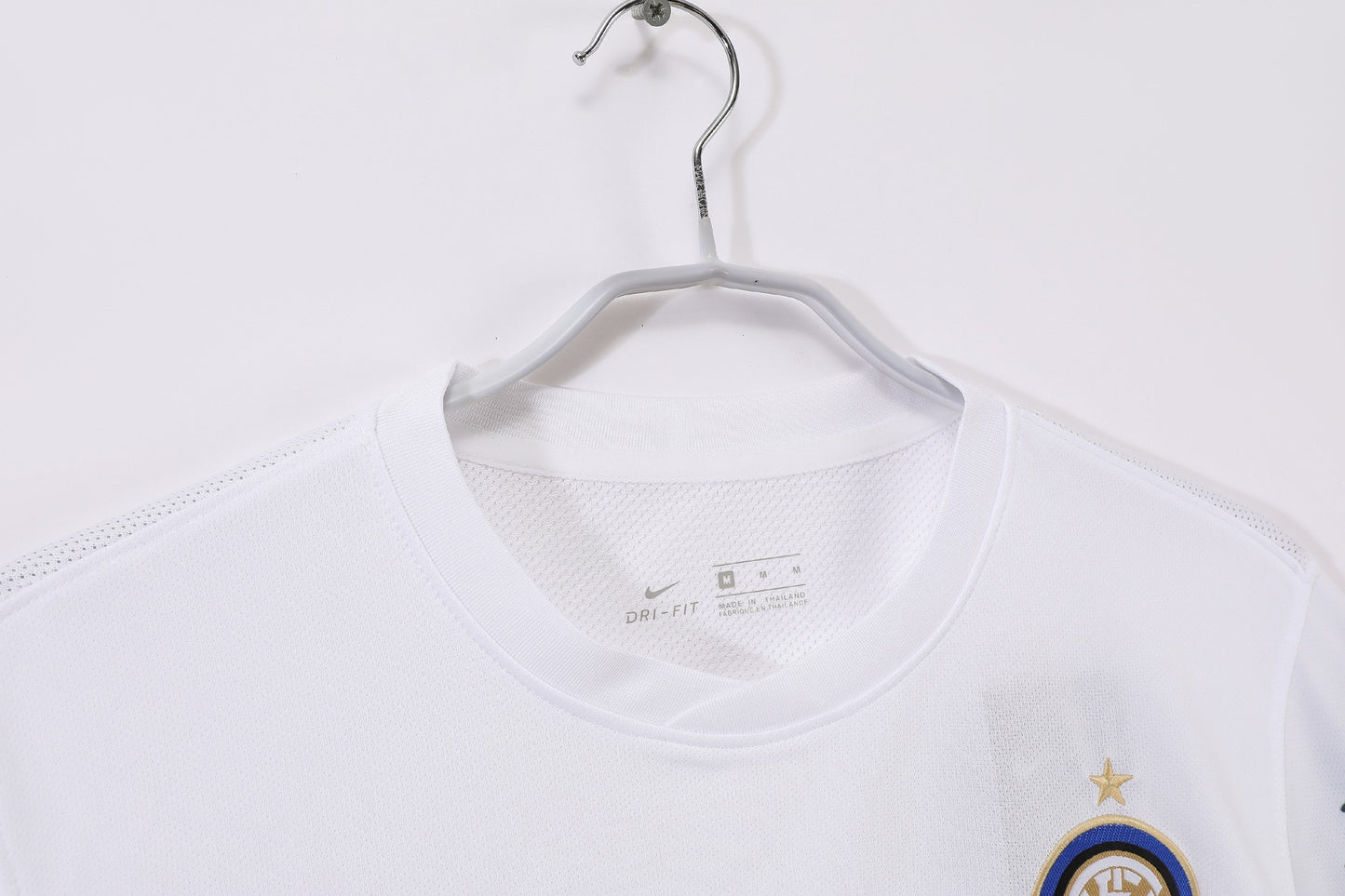 Camiseta blanca de visitante del Inter de Milán 2010-2011